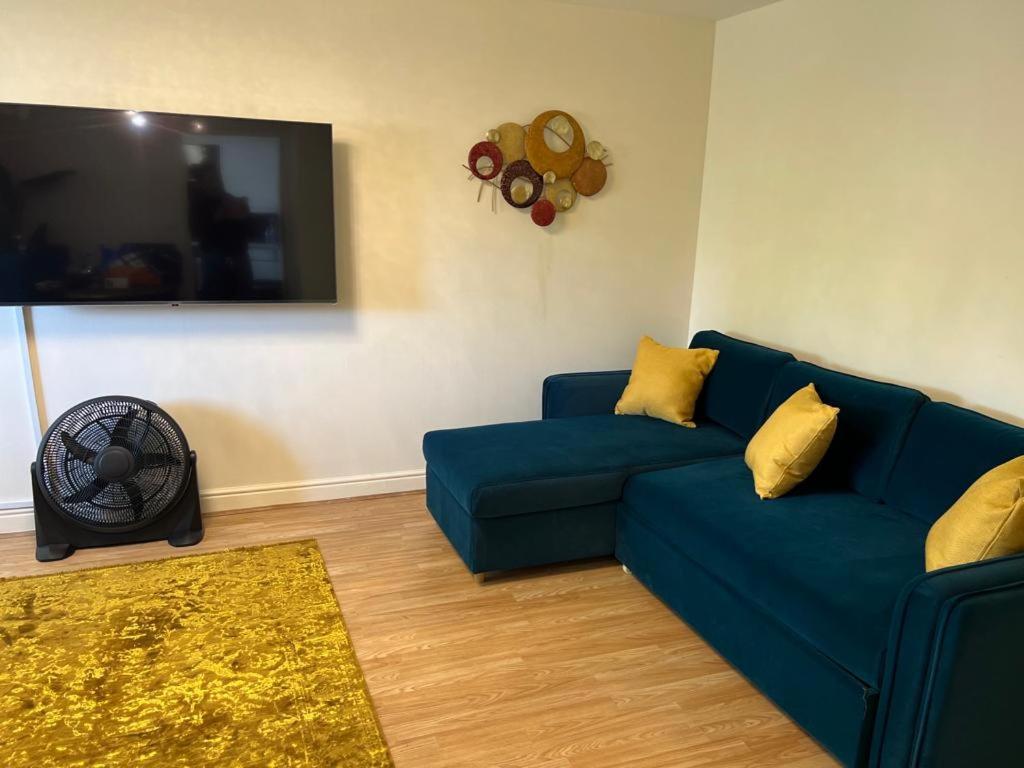 Modern Beautiful Gated Two Bed Apartment Stifford Εξωτερικό φωτογραφία